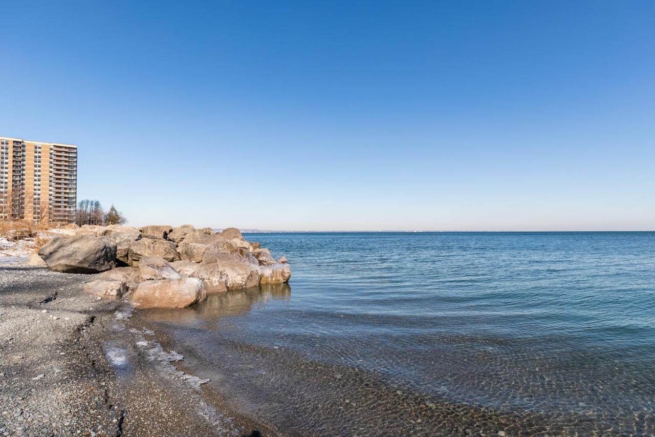 Modern Hamilton Homes Lake Ontario Shore By Globalstay Exterior photo