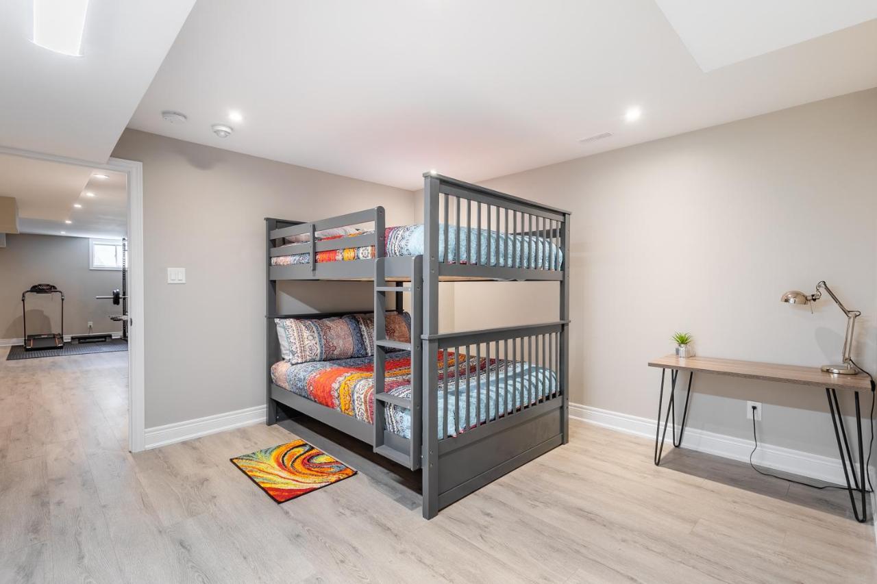 Modern Hamilton Homes Lake Ontario Shore By Globalstay Exterior photo