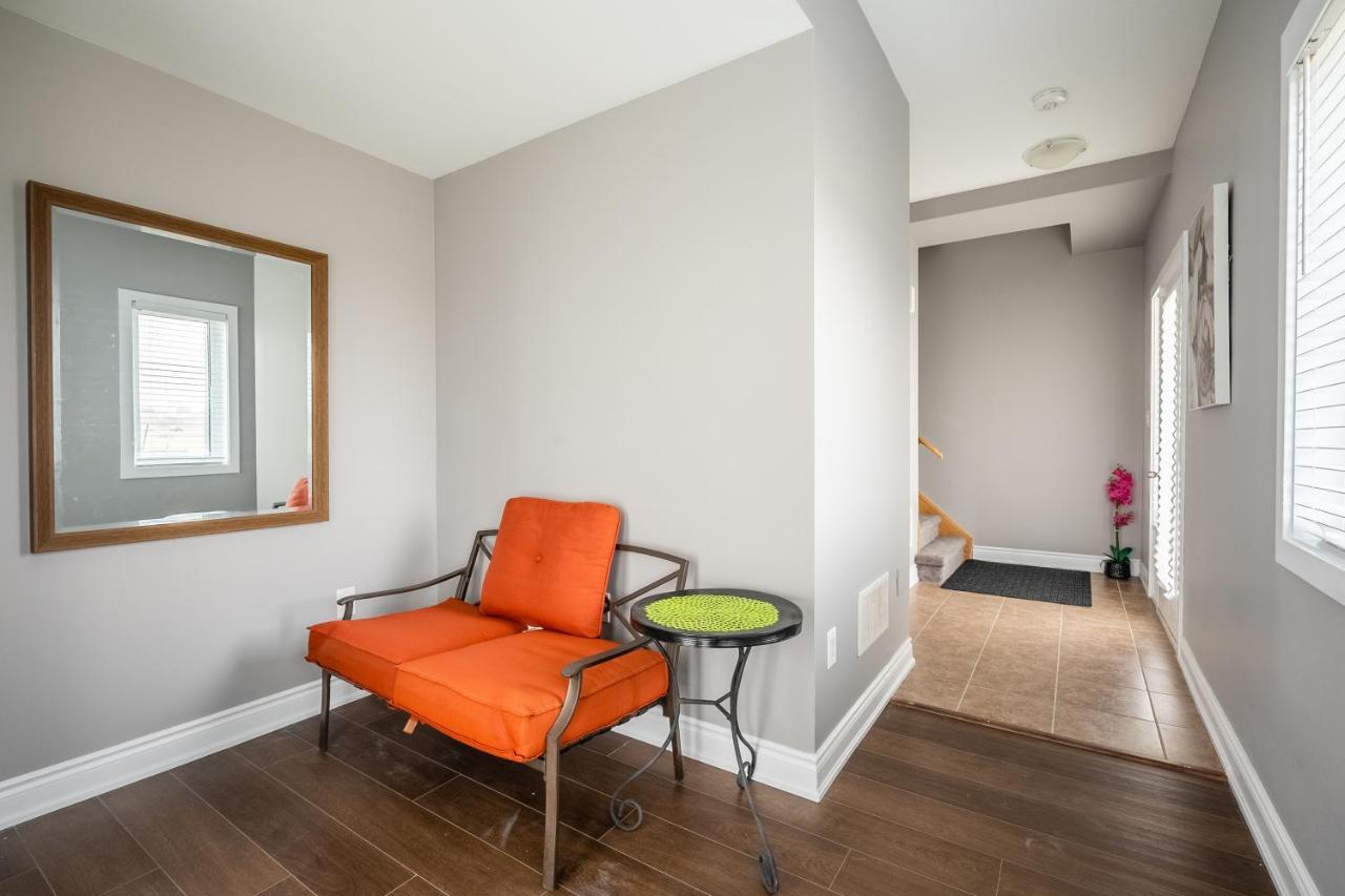 Modern Hamilton Homes Lake Ontario Shore By Globalstay Exterior photo