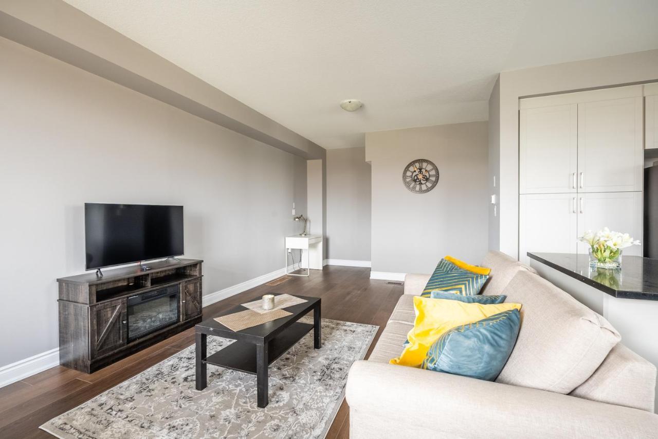 Modern Hamilton Homes Lake Ontario Shore By Globalstay Exterior photo